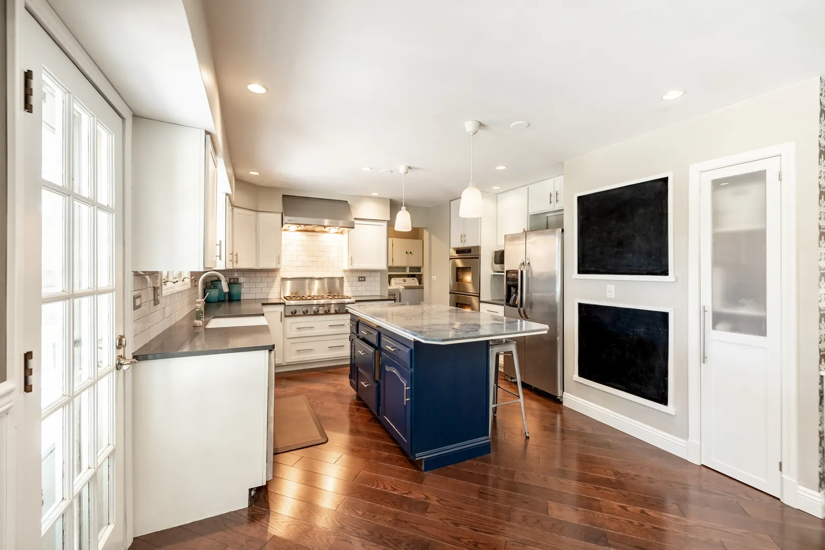 1223 Ridgeway Drive IL