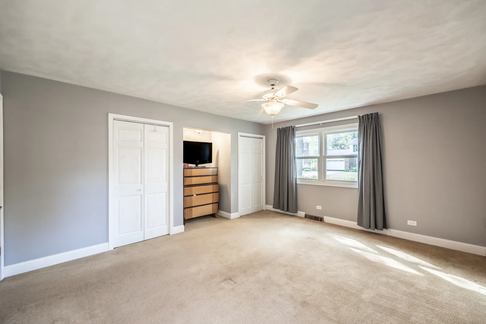 1223 Ridgeway Drive IL