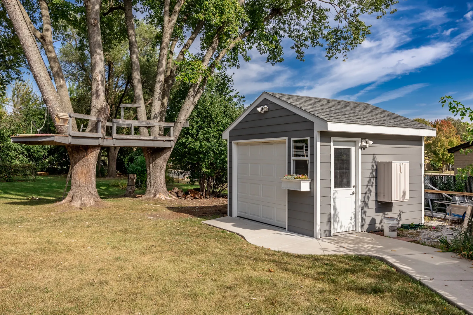 1223 Ridgeway Drive IL