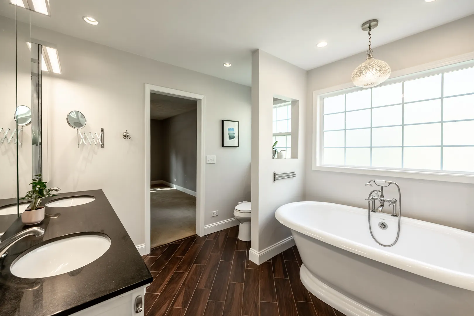 1223 Ridgeway Drive IL
