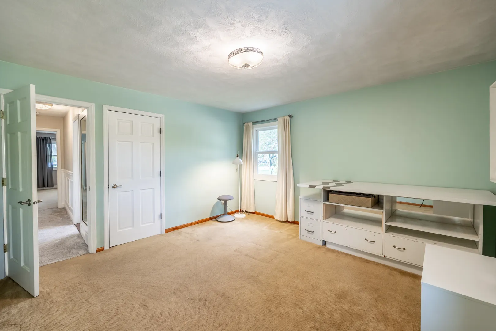 1223 Ridgeway Drive IL