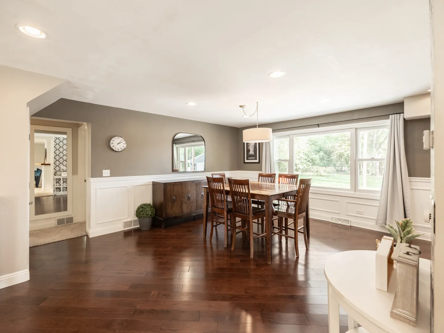 1223 Ridgeway Drive IL