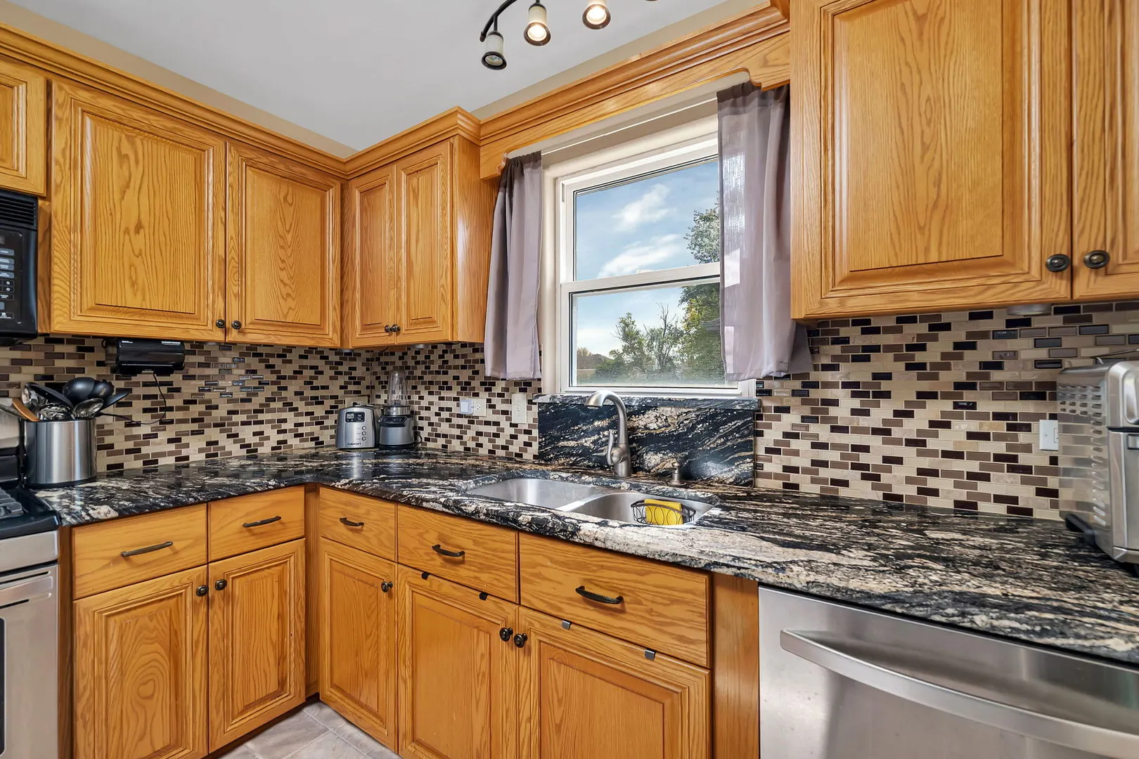 894 Meadowbrook Road IL