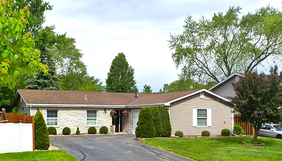 8138 N Carrolton Court IL