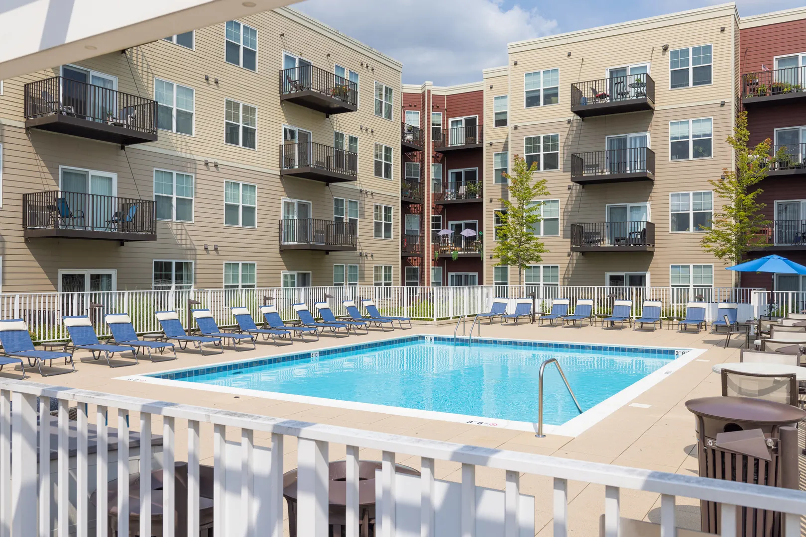 255 N Addison Avenue 329 IL
