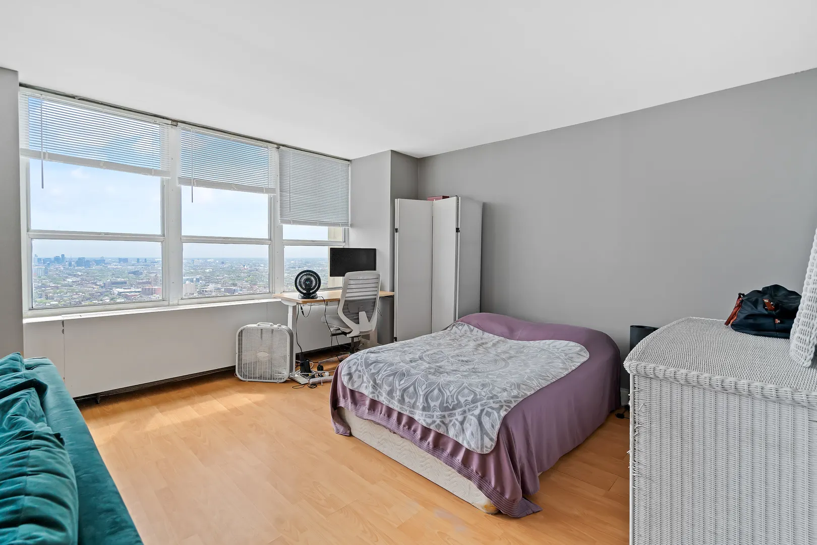 655 W Irving Park Road 5305 IL