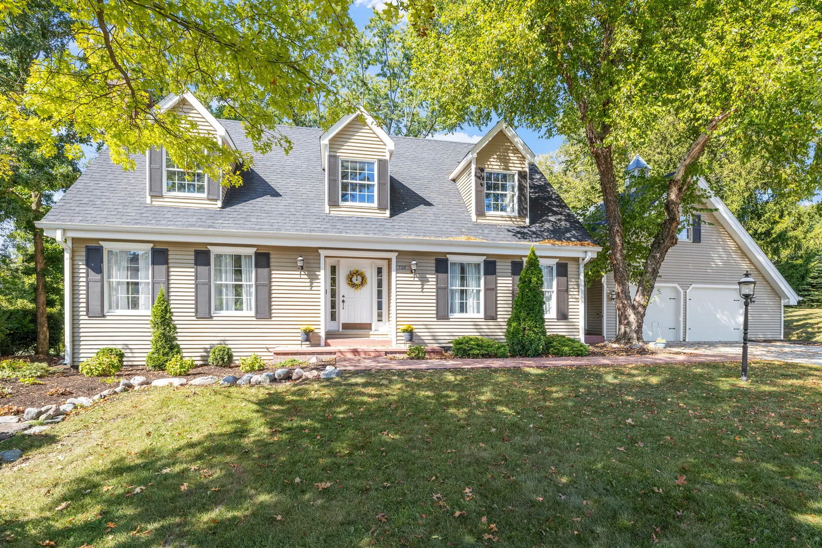 728 Stonebridge Road IL