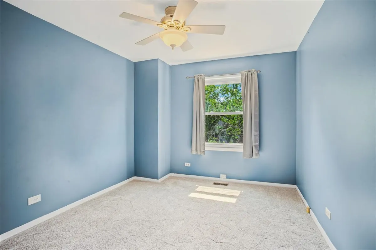 27W229 Providence Lane IL