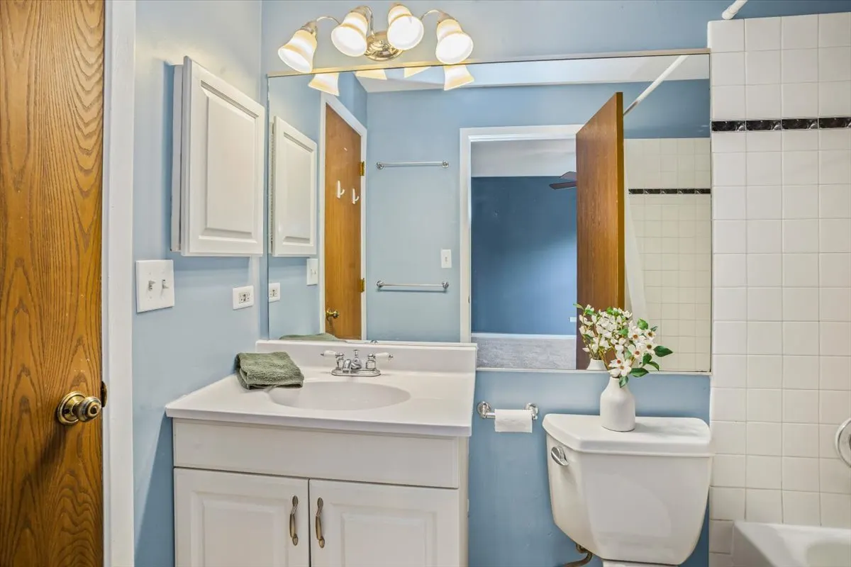 27W229 Providence Lane IL