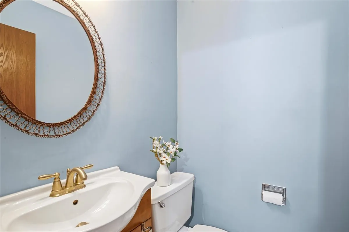 27W229 Providence Lane IL