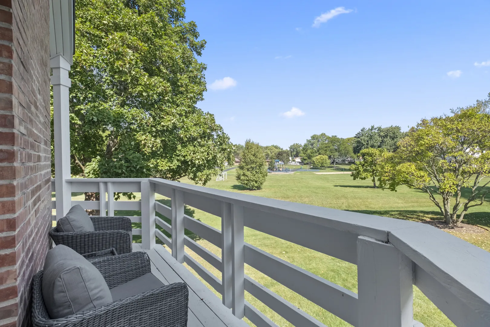 1152 Courtland Drive 406 IL