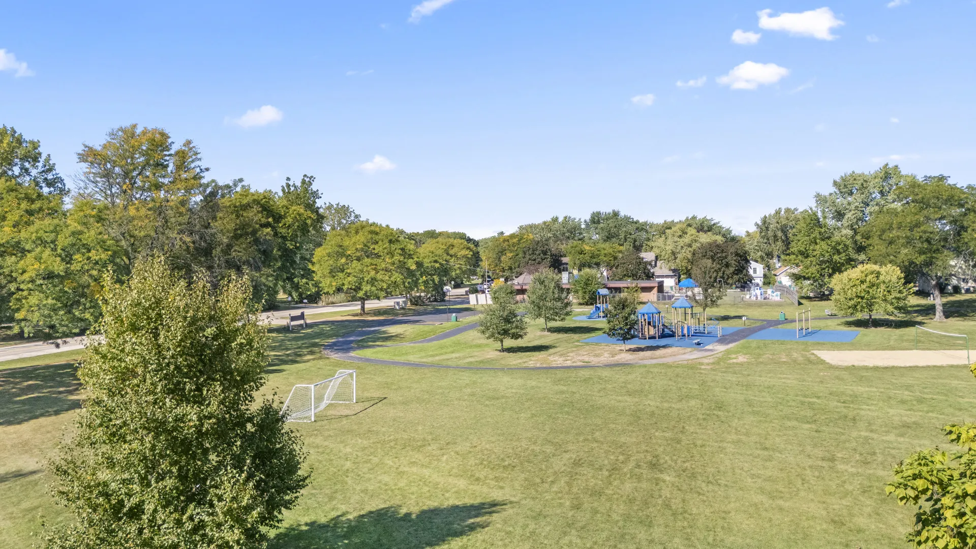 1152 Courtland Drive 406 IL