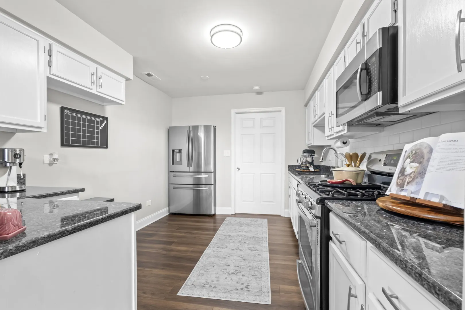1152 Courtland Drive 406 IL