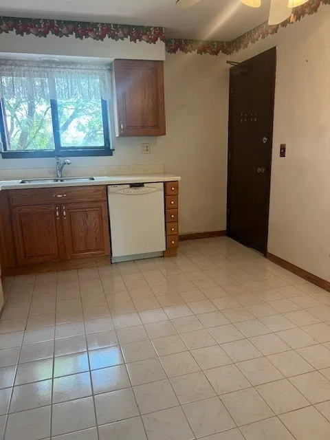 1010 Judson Street 2B IL