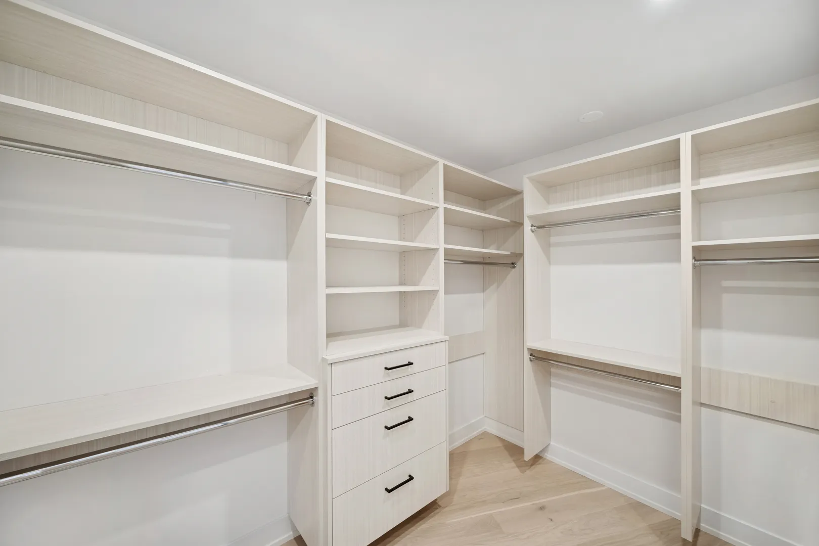 680 N Lake Shore Drive 604 IL