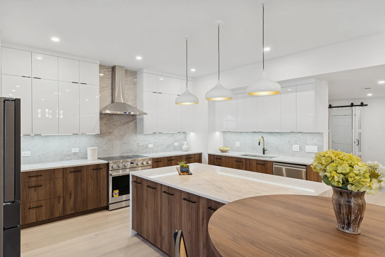 680 N Lake Shore Drive 604 IL