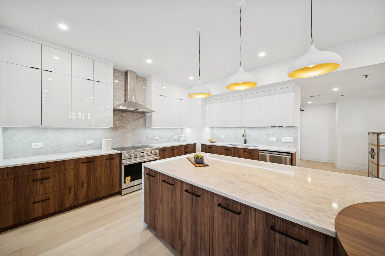 680 N Lake Shore Drive 604 IL