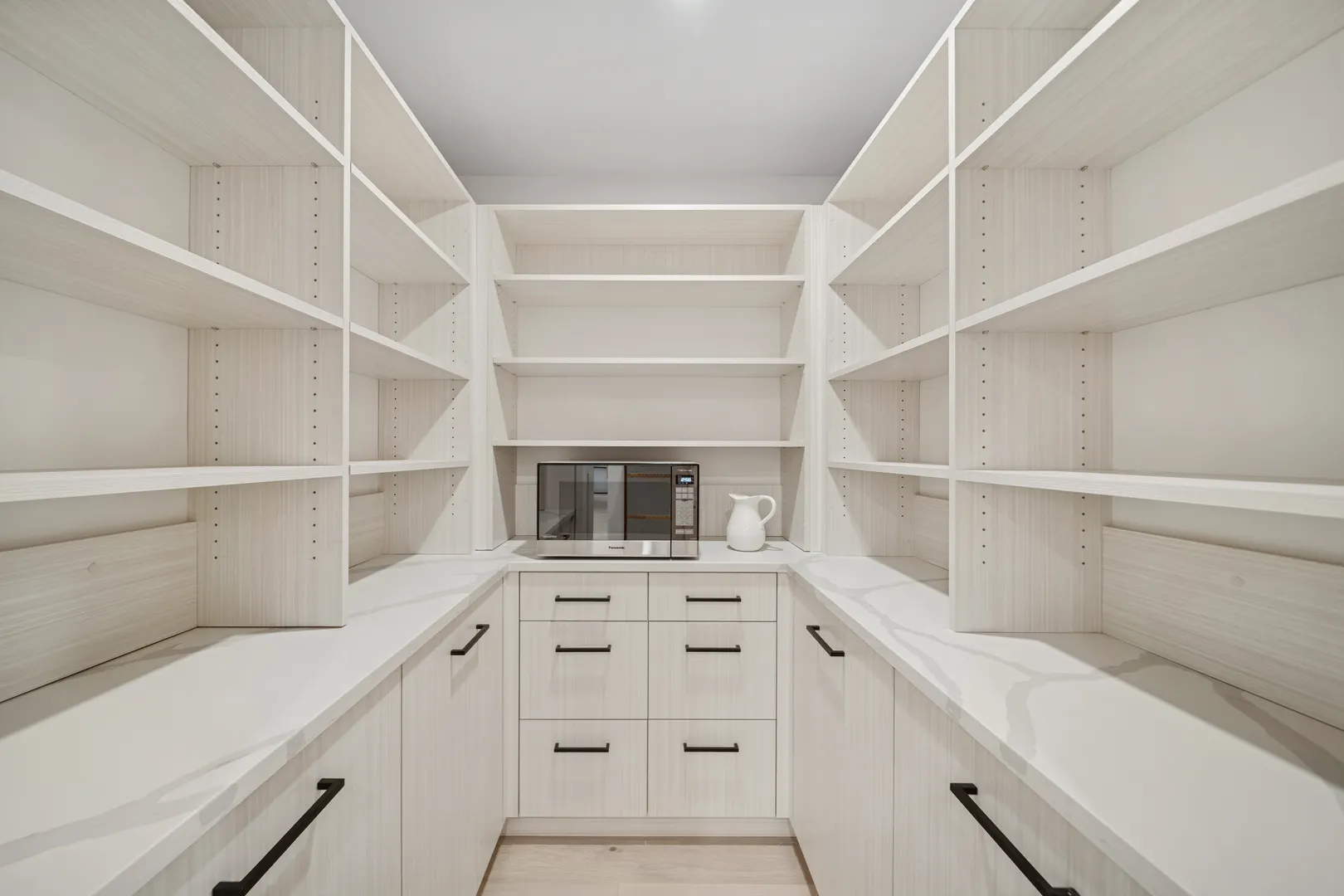 680 N Lake Shore Drive 604 IL