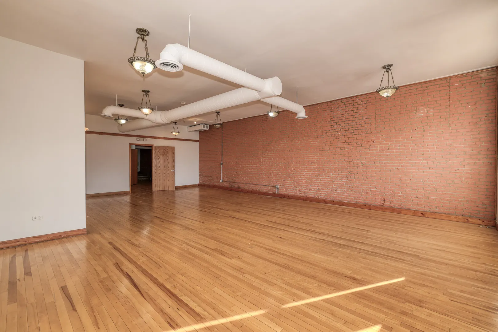 60 S Broadway Avenue 201 IL