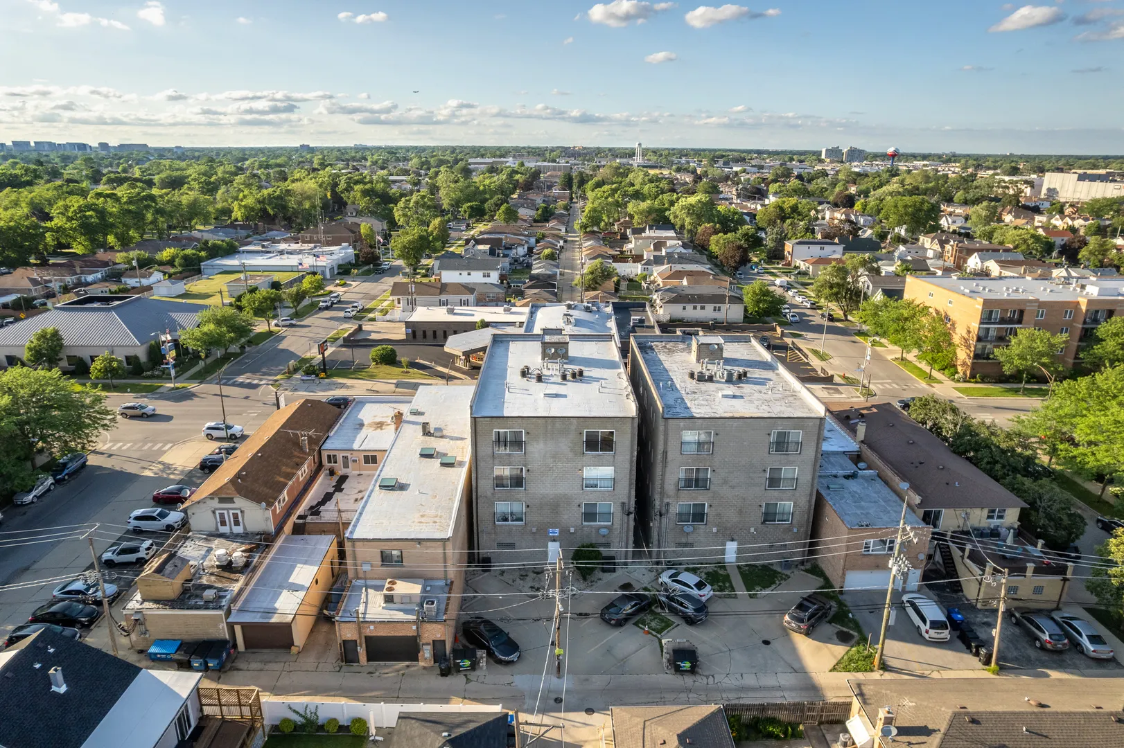 7443 W Irving Park Road 4E IL