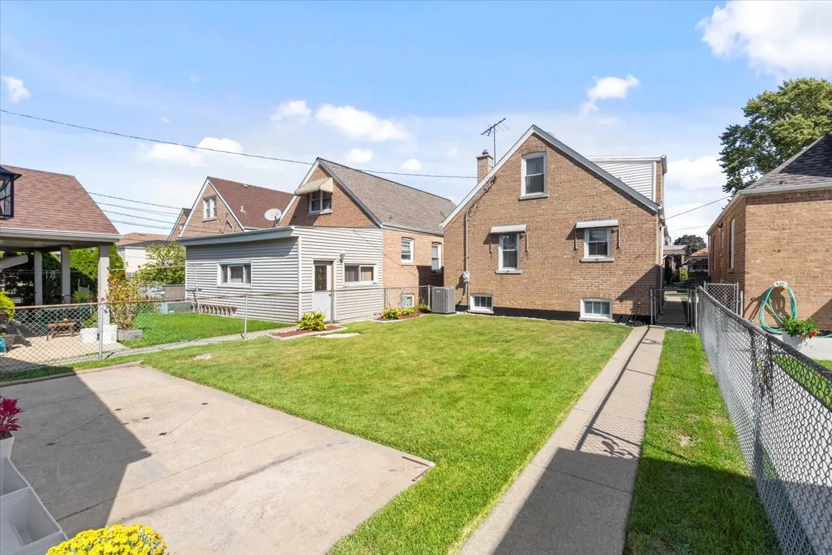 5152 S Lawler Street IL