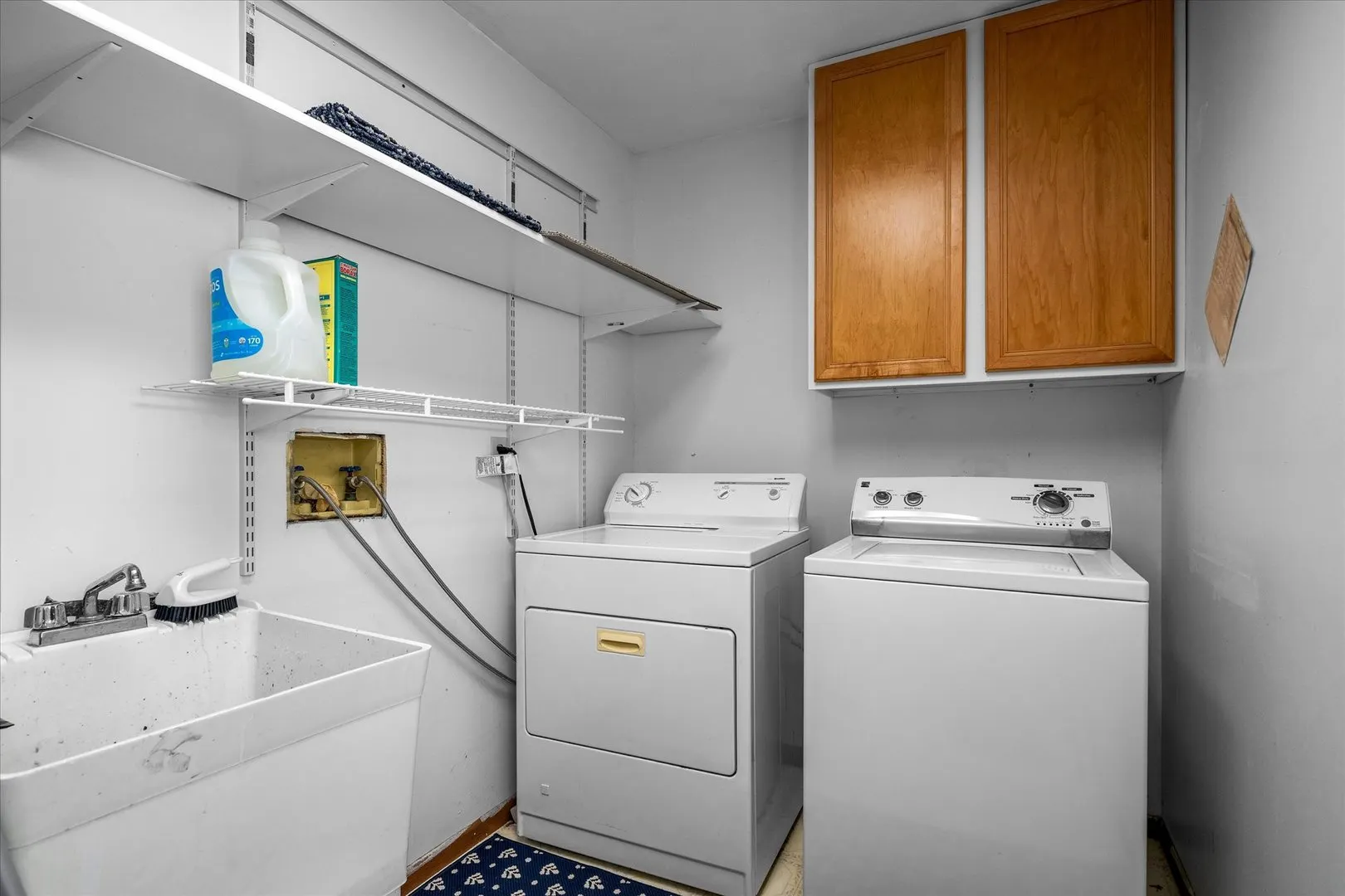 191 Meadows Drive IL