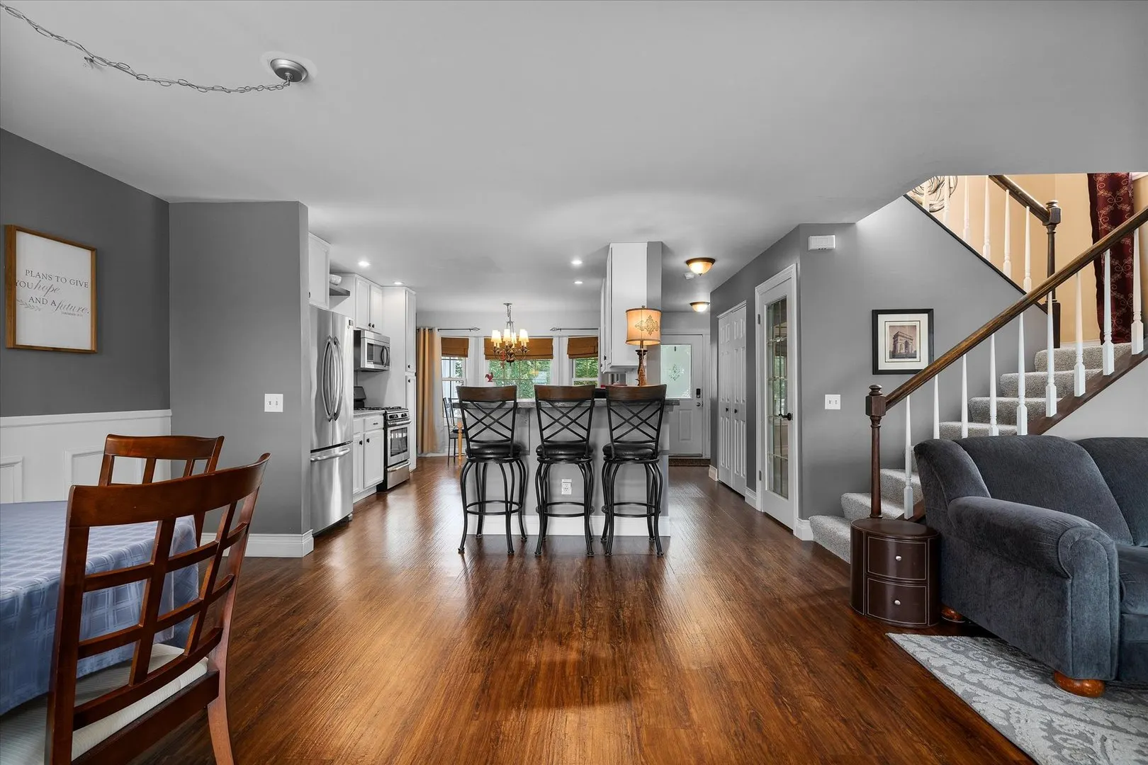 191 Meadows Drive IL