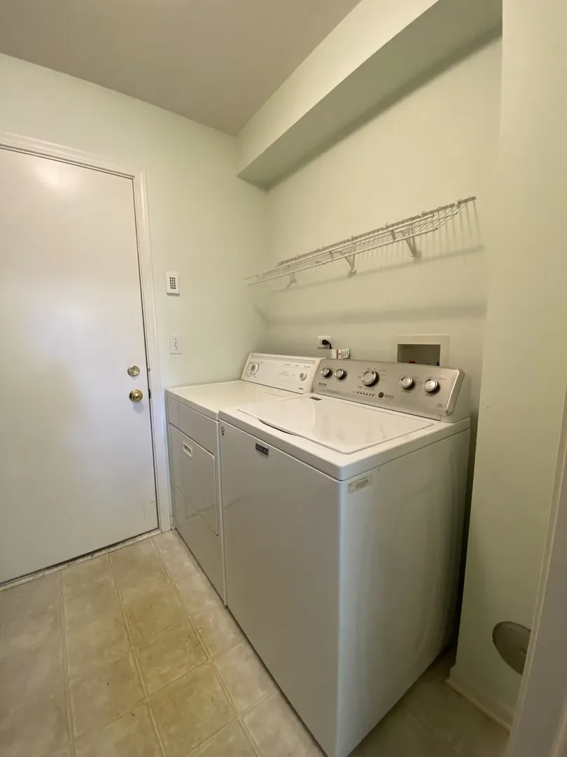 1659 S Candlestick Way IL