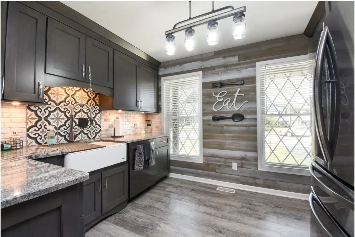 615 Cartwright Trail IL