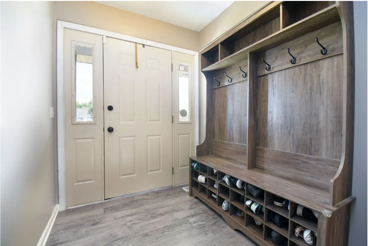 615 Cartwright Trail IL