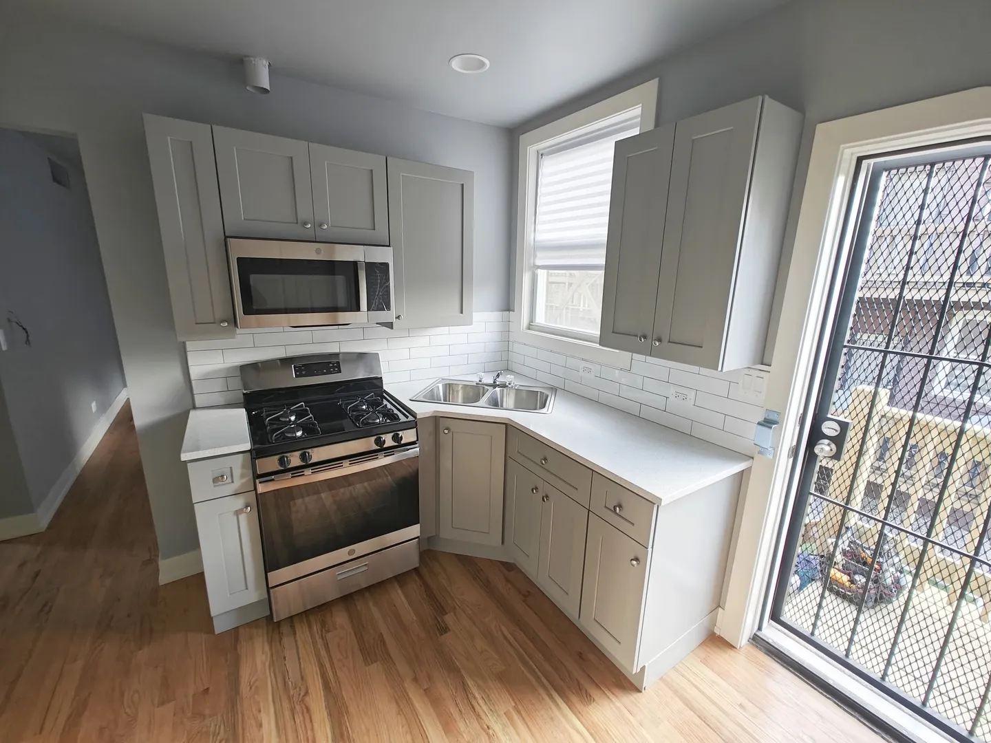 5231 S Michigan Avenue 2NR IL