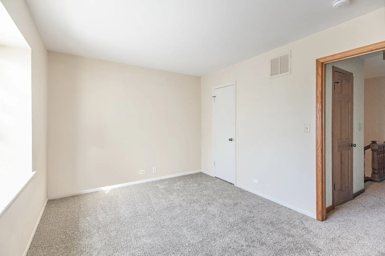 648 Dauphine Court F IL