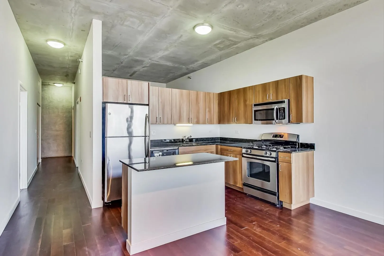 235 W Van Buren Street 4107 IL