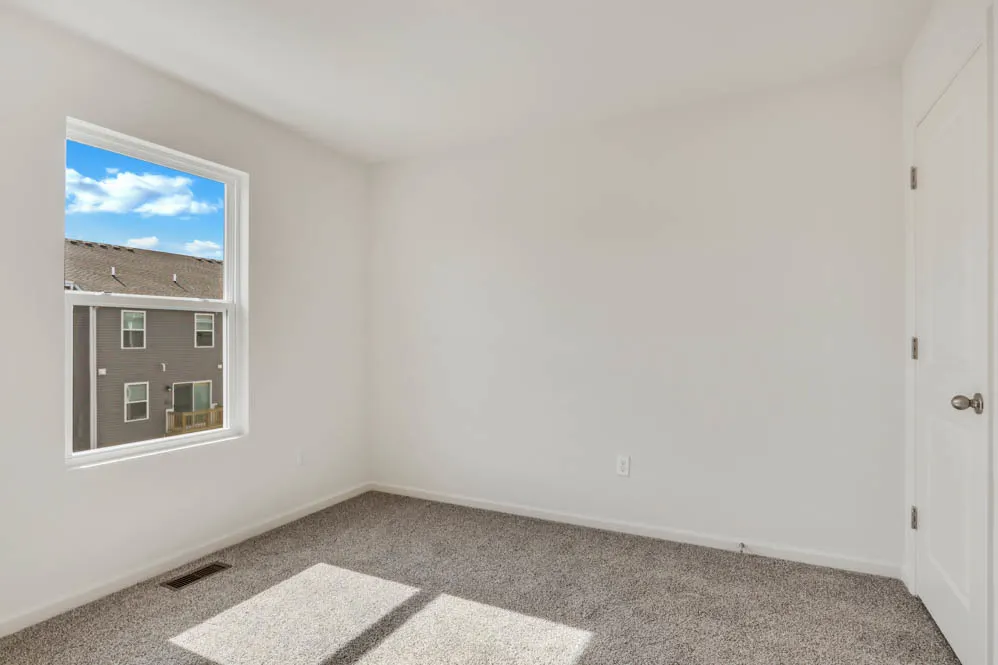 436 Lakeshore Court IL