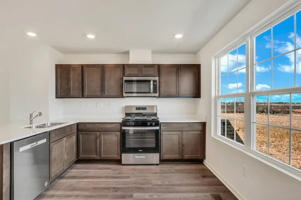 436 Lakeshore Court IL