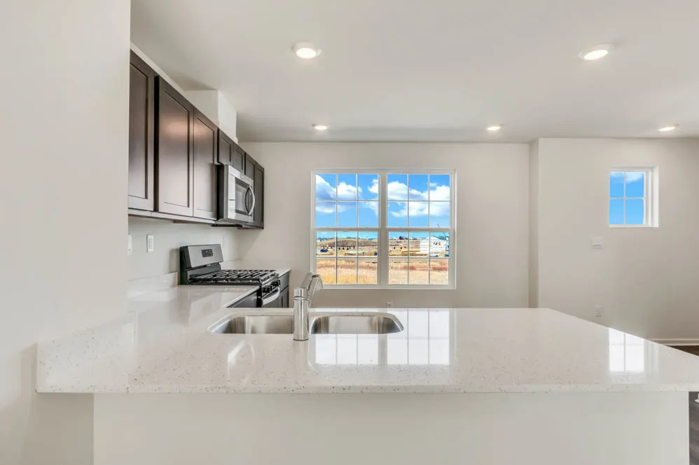 436 Lakeshore Court IL