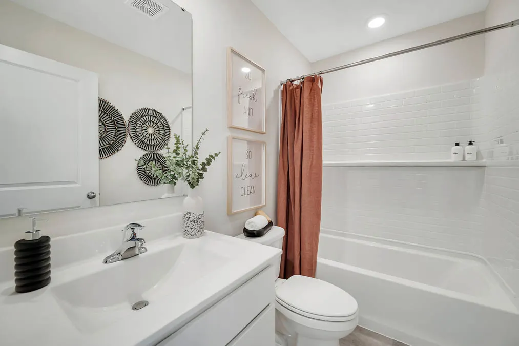 440 lakeshore Court IL