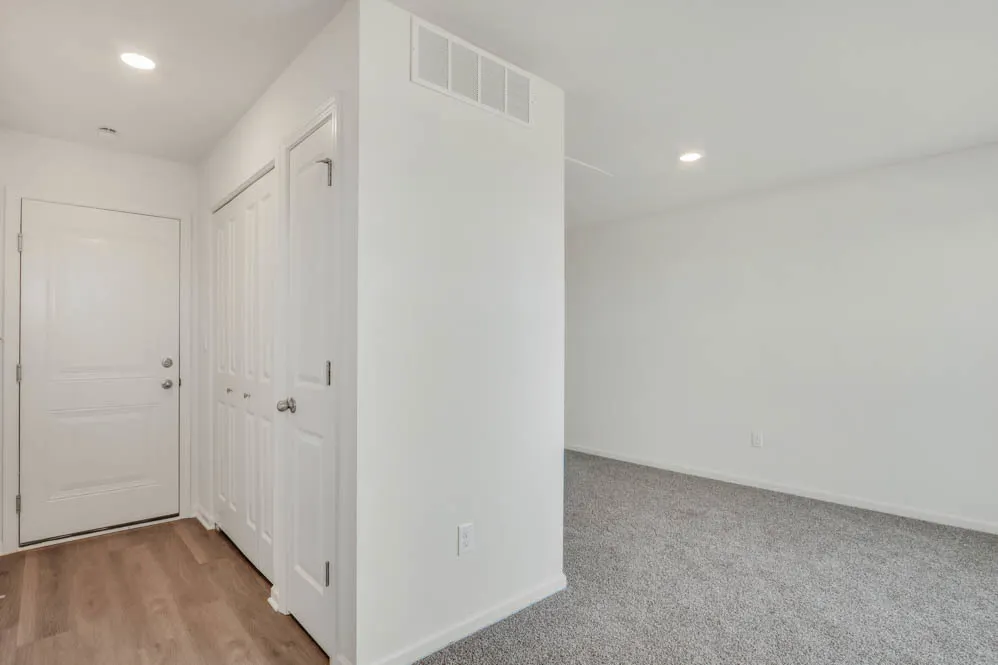 440 lakeshore Court IL