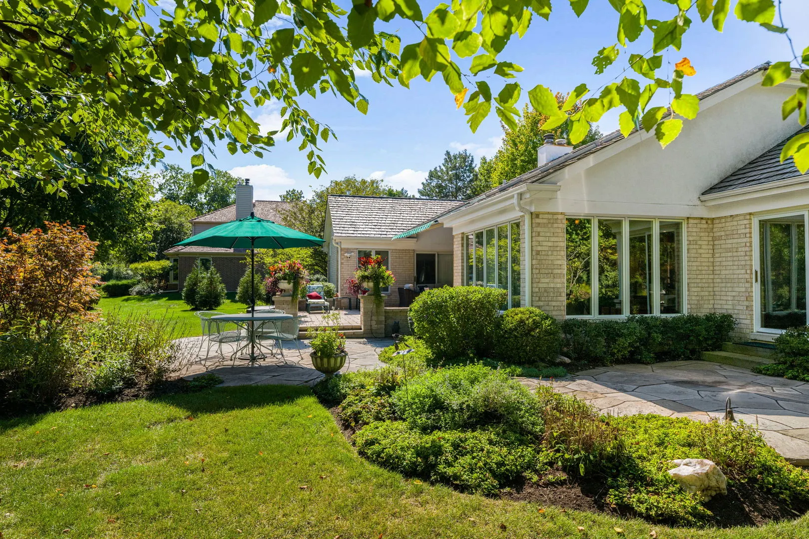 1605 Freesia Court IL