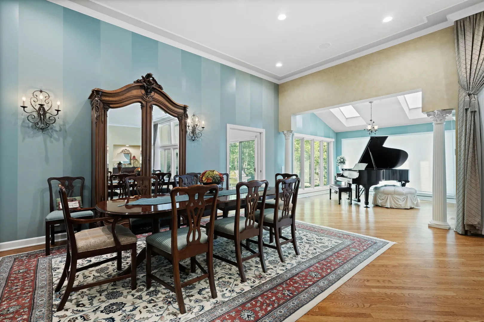 1605 Freesia Court IL