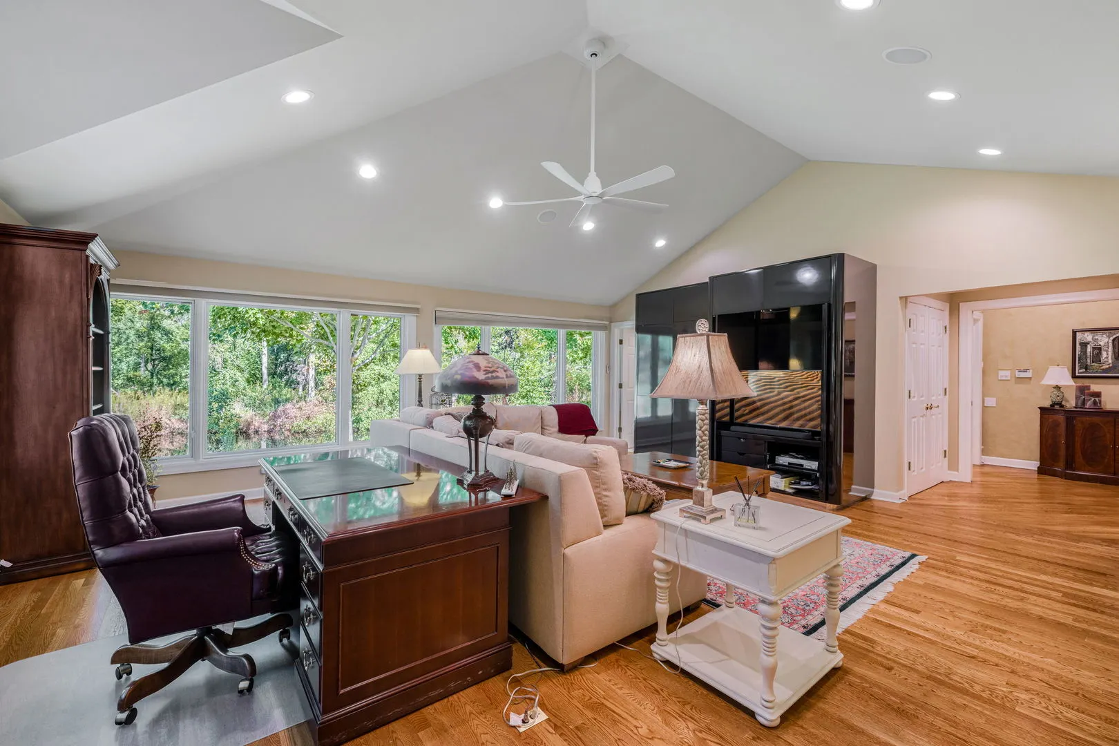 1605 Freesia Court IL