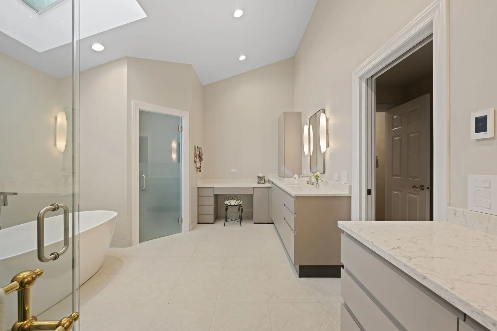 1605 Freesia Court IL