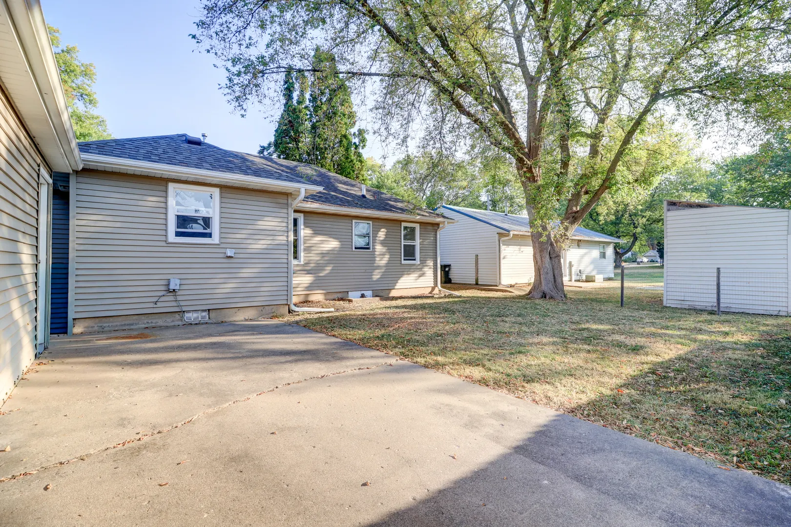 1013 W 8th Street IL