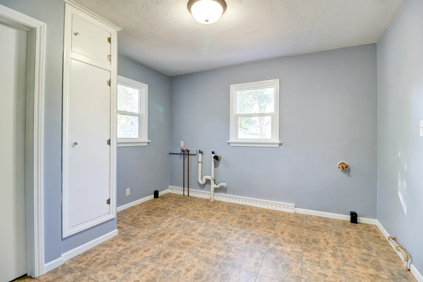 1013 W 8th Street IL