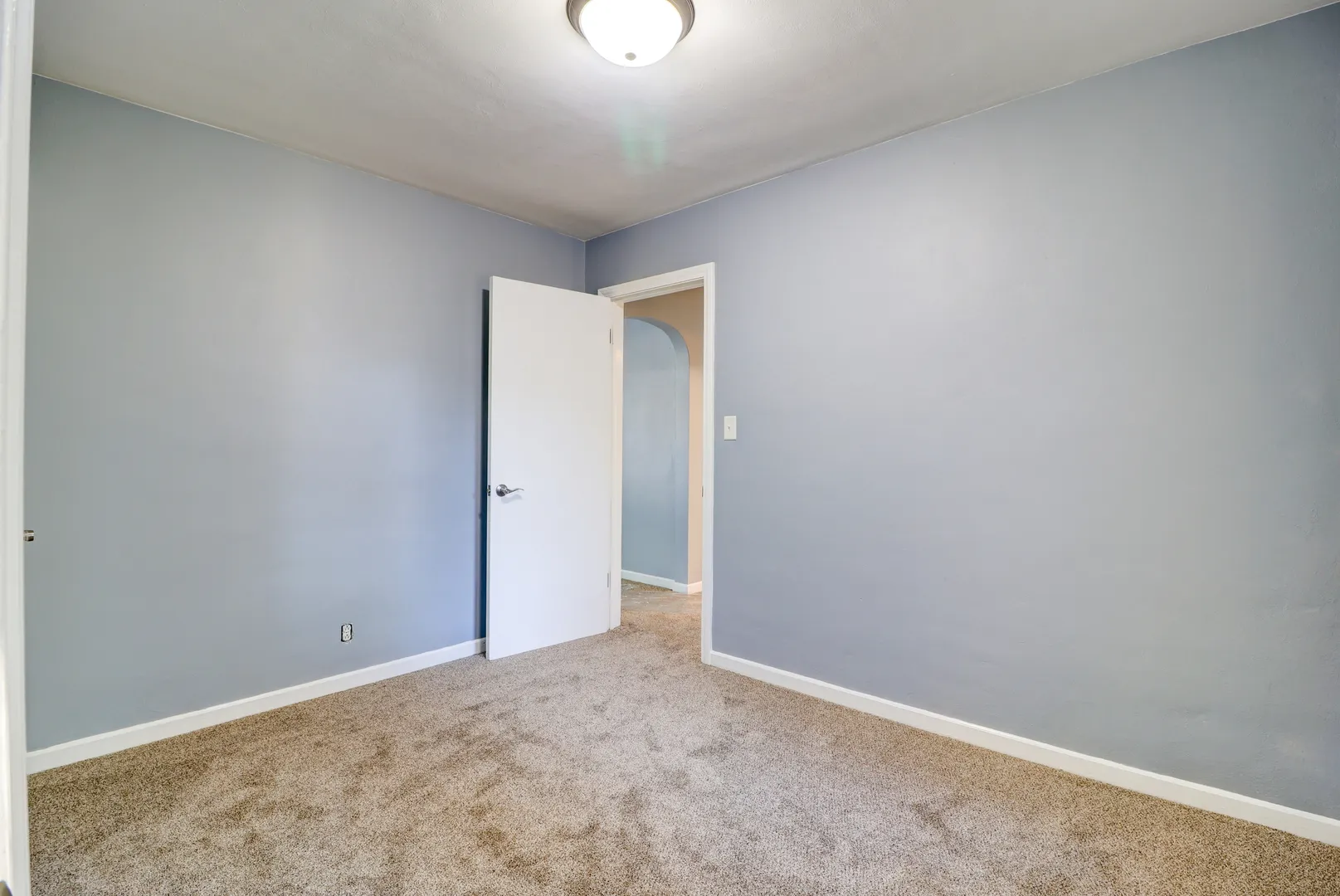 1013 W 8th Street IL