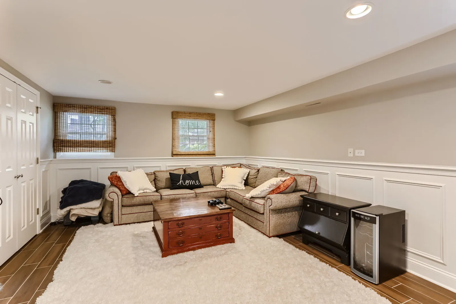 911 Lilac Lane IL