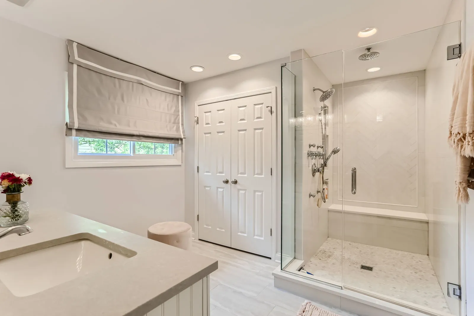 911 Lilac Lane IL