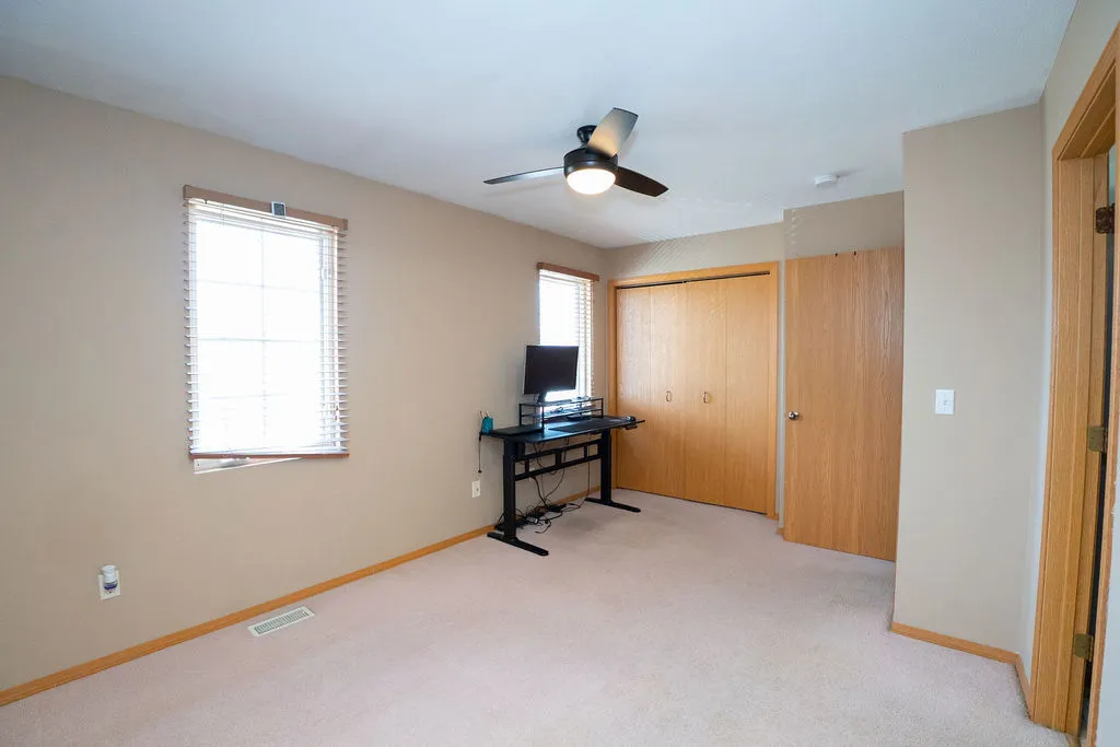 31 Fetzer Drive 5 IL
