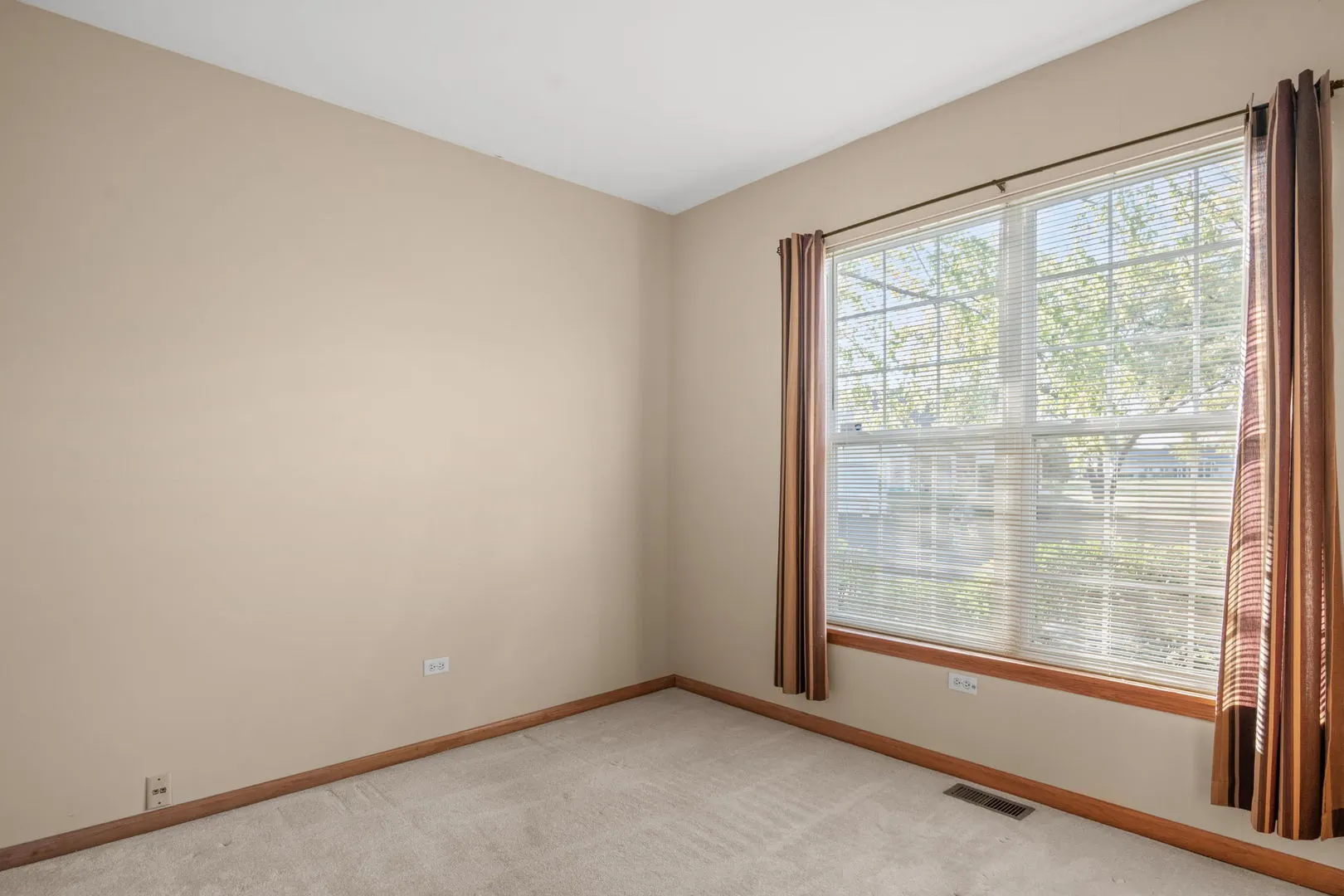 20965 W Snowberry Lane IL