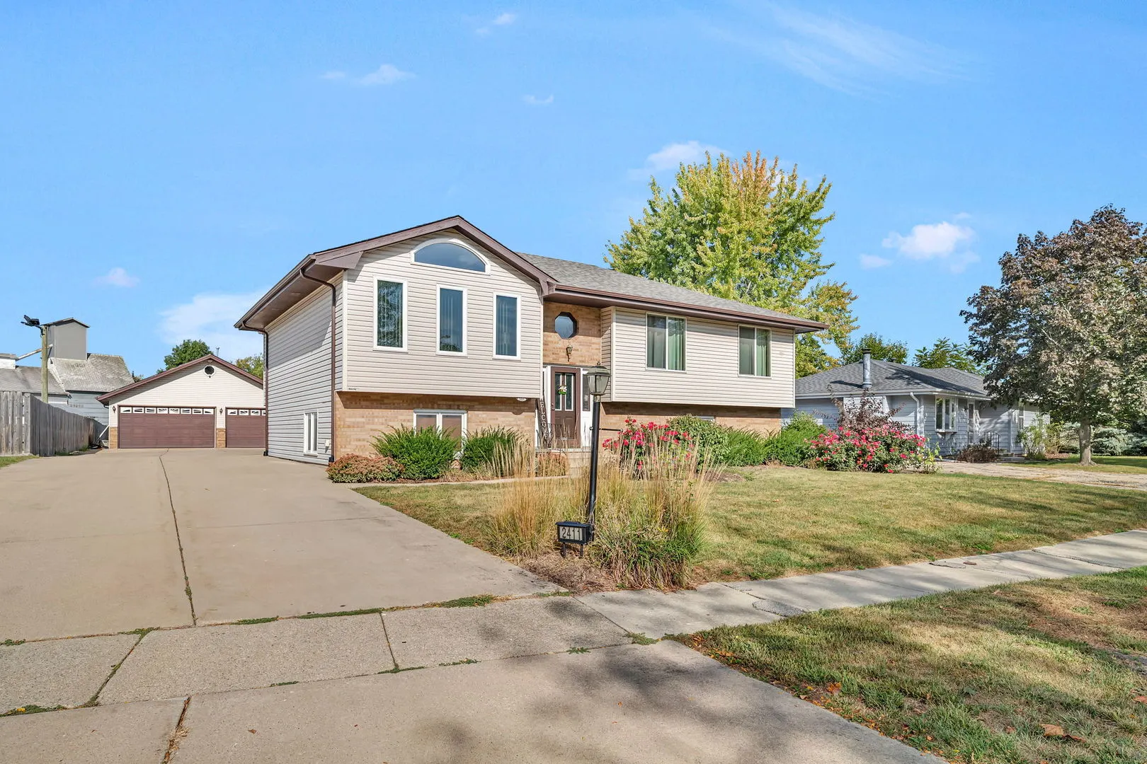 2411 Ruth Fitzgerald Drive IL